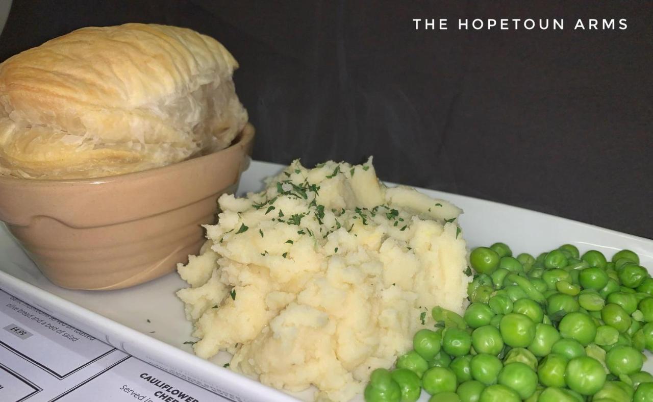 The Hopetoun Arms Hotel Leadhills Esterno foto