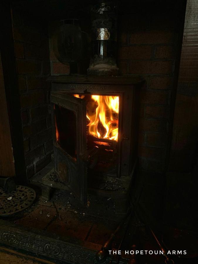The Hopetoun Arms Hotel Leadhills Esterno foto