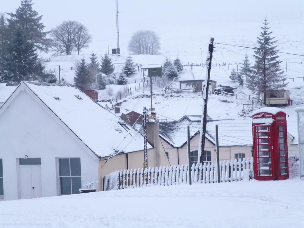 The Hopetoun Arms Hotel Leadhills Esterno foto