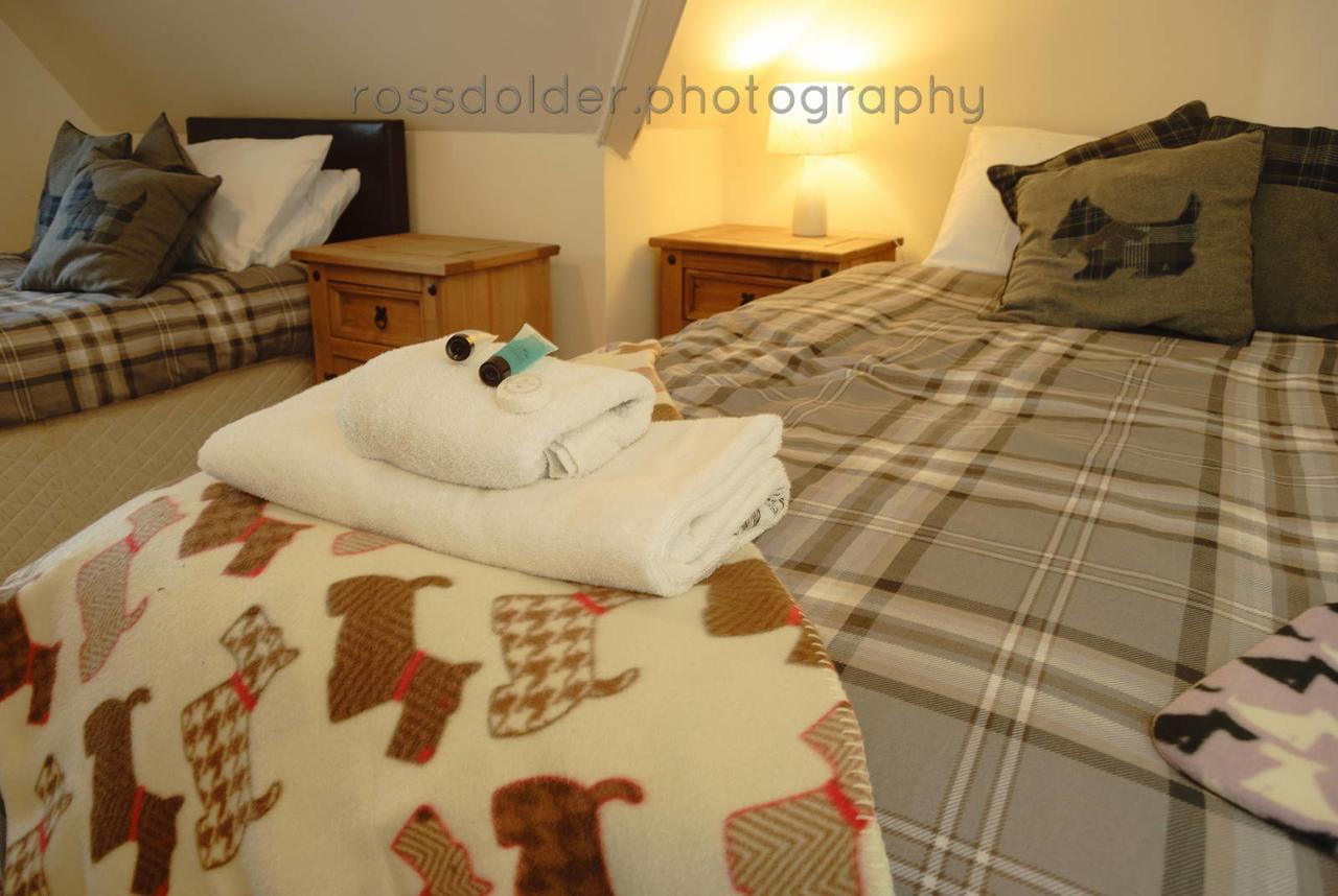 The Hopetoun Arms Hotel Leadhills Esterno foto